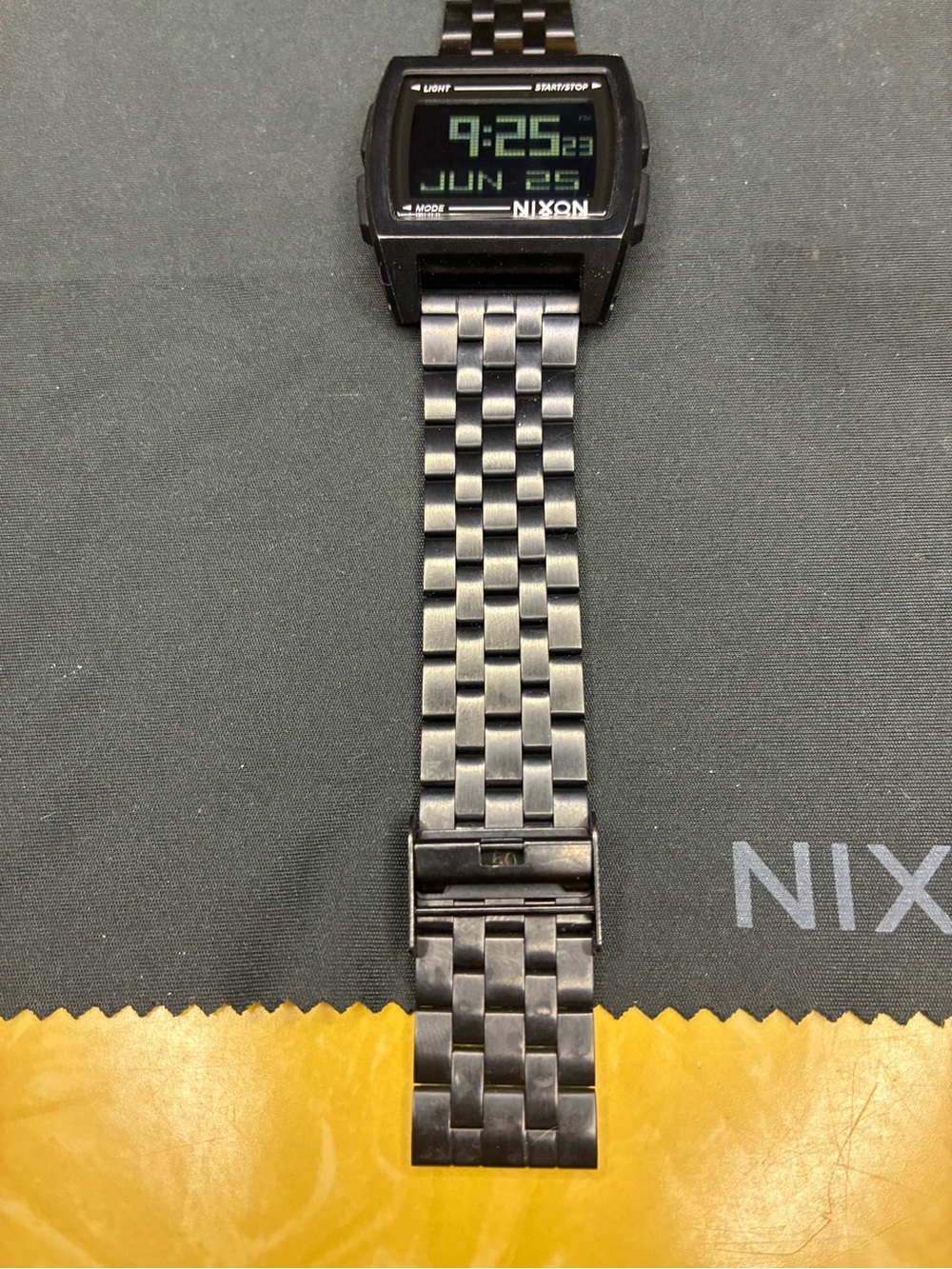 Nixon The Base Black Stainless Steel Wristwatch View 4